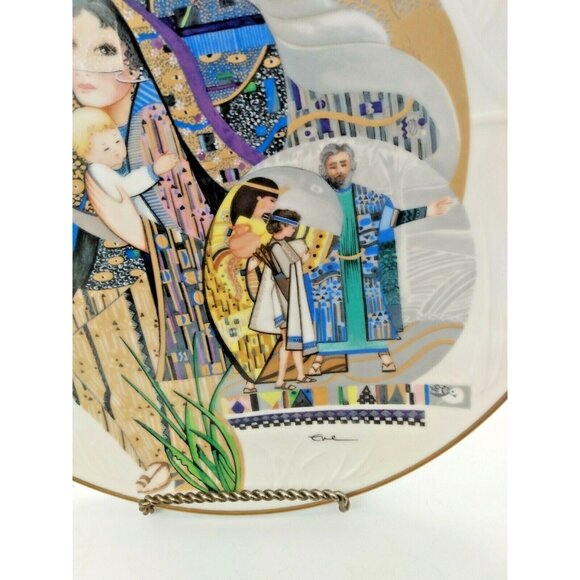Knowles Collector Plate #5 Biblical Mothers Series, Sarah & Issac 1986 - Picture 4 of 9
